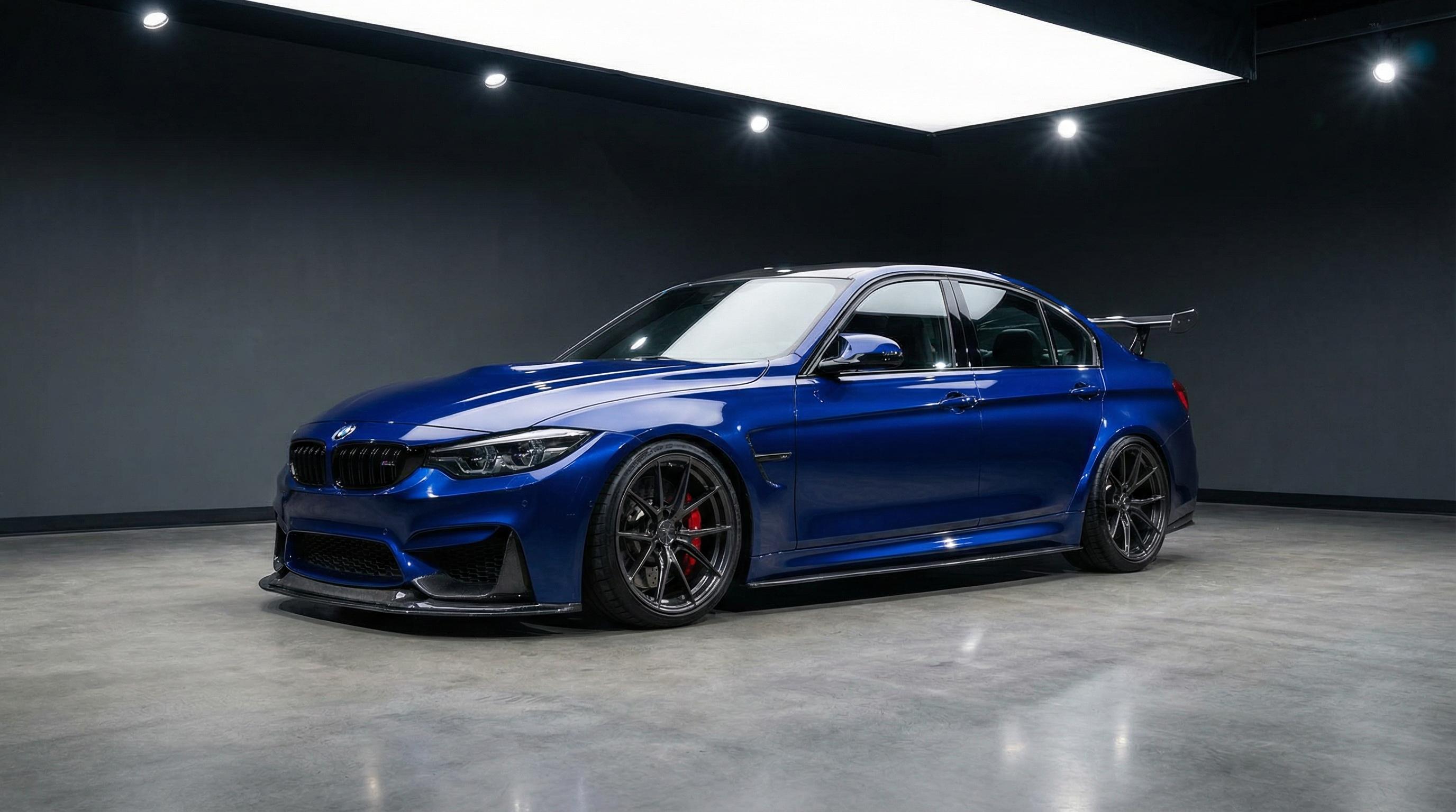 国产视频深海蓝轿车改装视频